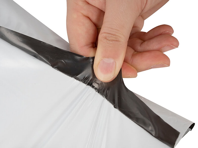 Sturdy poly mailers
