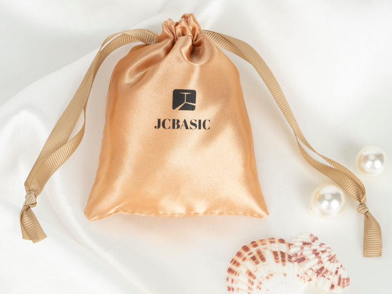 drawstring-satin@1x-2