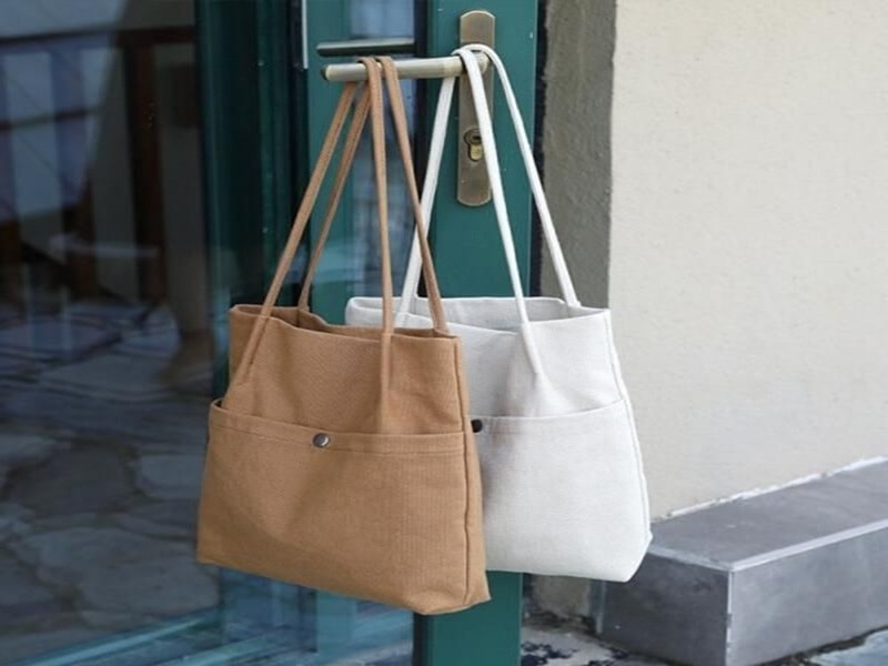 Canvas tote bag
